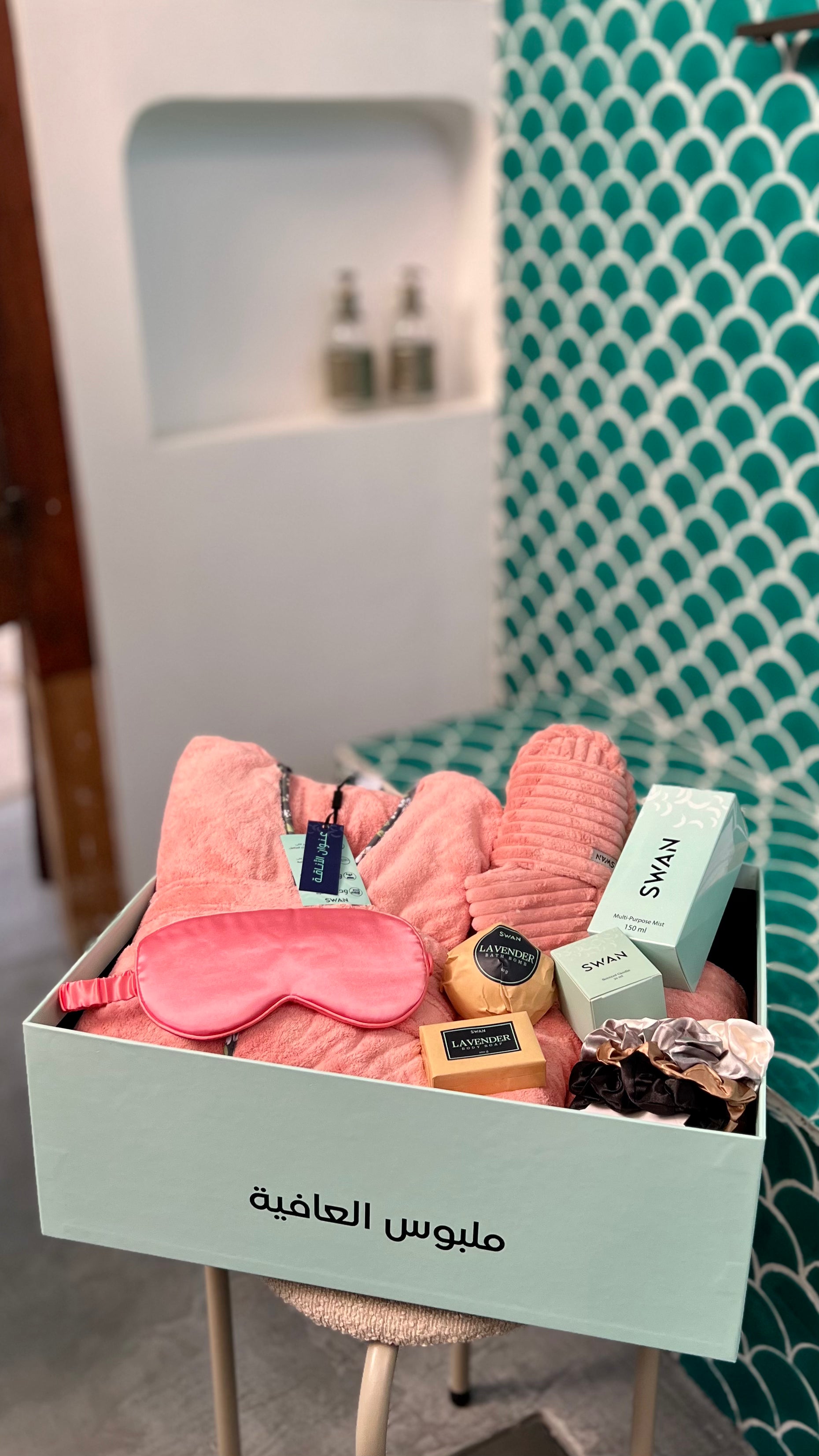 The Ultimate Gift Box - For Her (Blush)