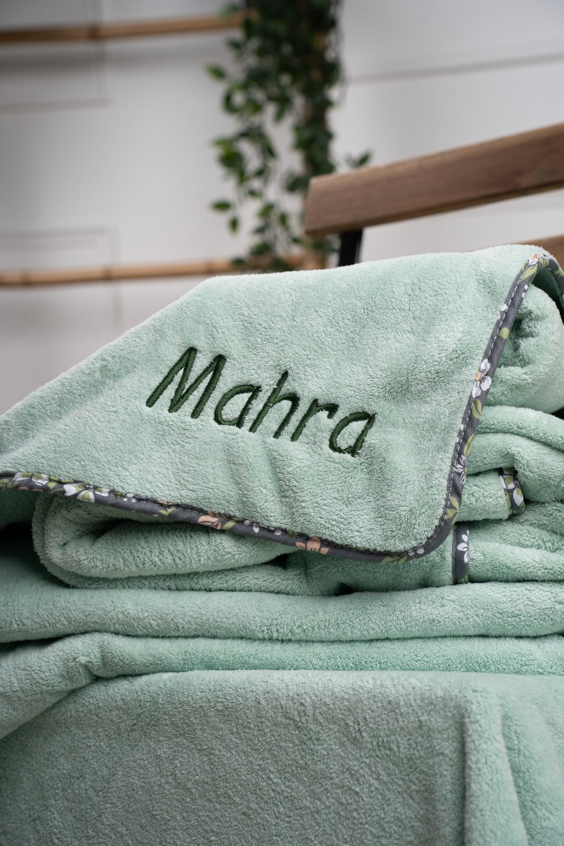 Medium Towel - Mint